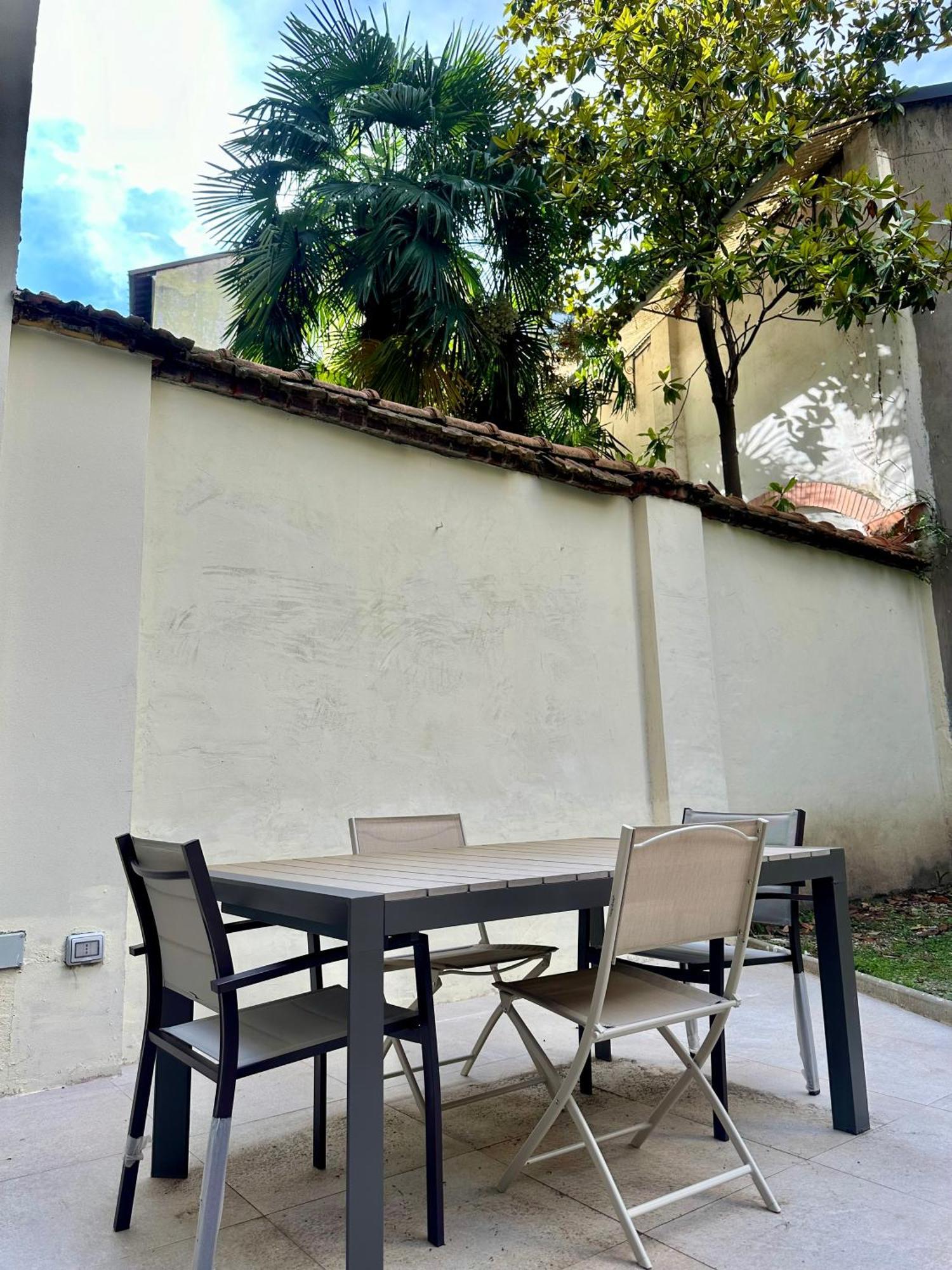Lr Deluxe Apartments - Porta Venezia - Bilocale Con Giardino Privato 밀라노 외부 사진