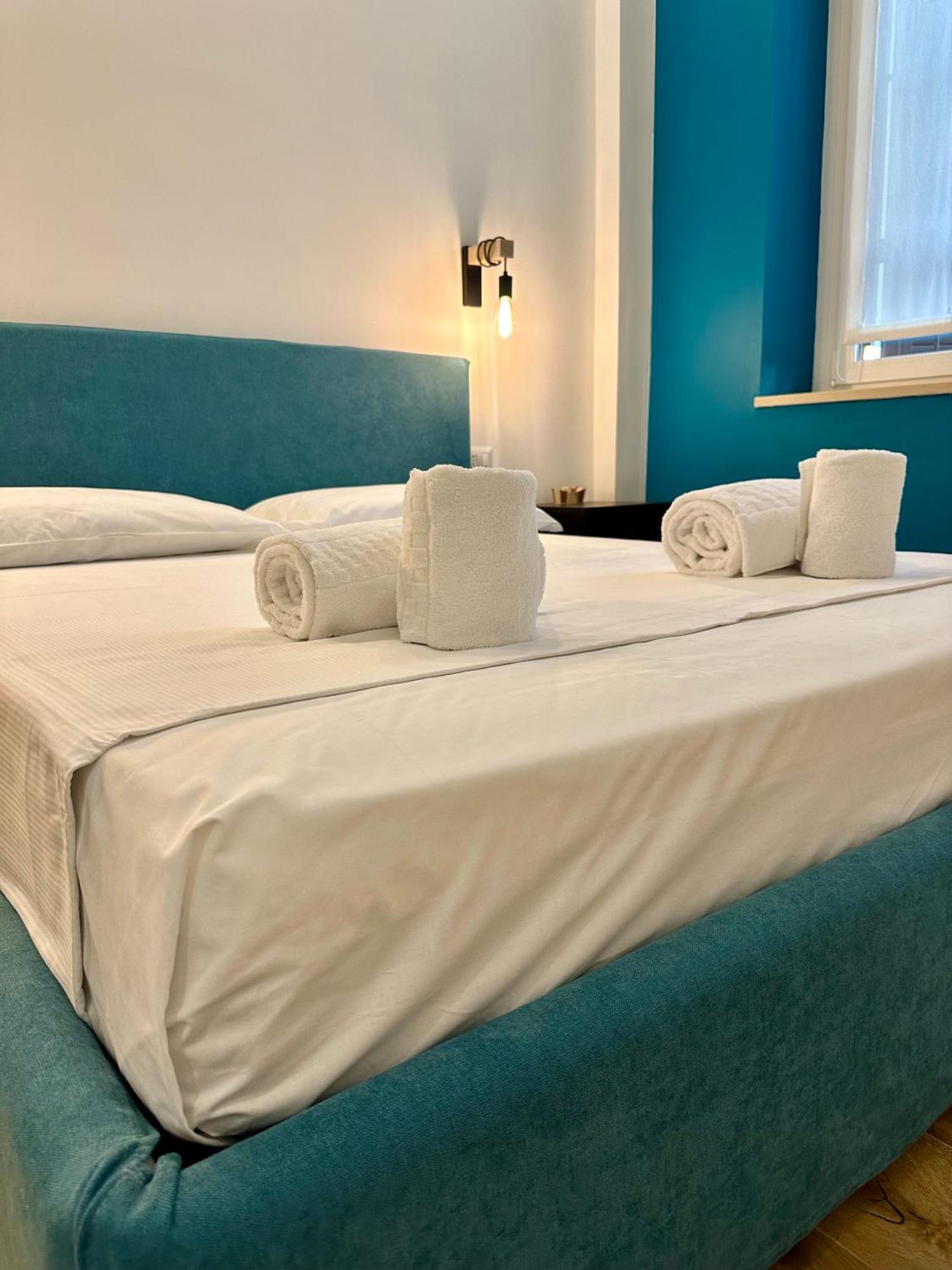 Lr Deluxe Apartments - Porta Venezia - Bilocale Con Giardino Privato 밀라노 외부 사진