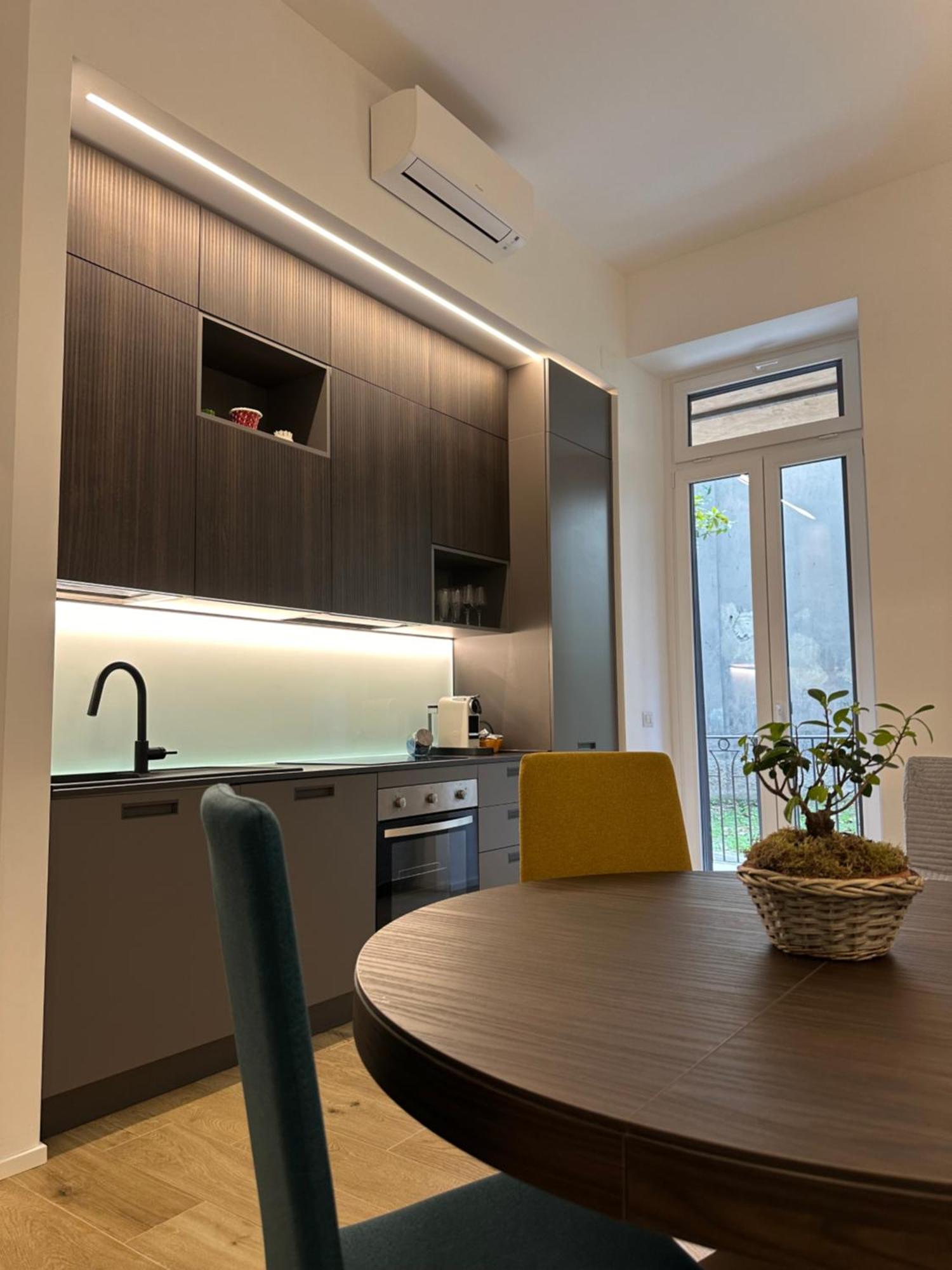 Lr Deluxe Apartments - Porta Venezia - Bilocale Con Giardino Privato 밀라노 외부 사진