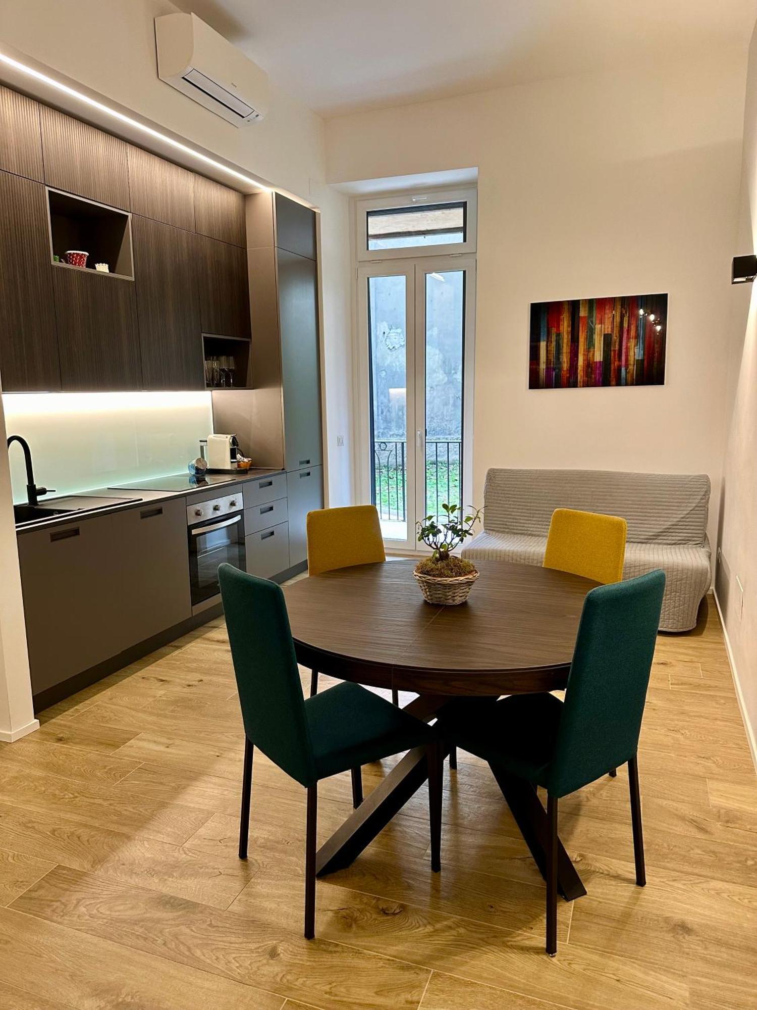 Lr Deluxe Apartments - Porta Venezia - Bilocale Con Giardino Privato 밀라노 외부 사진